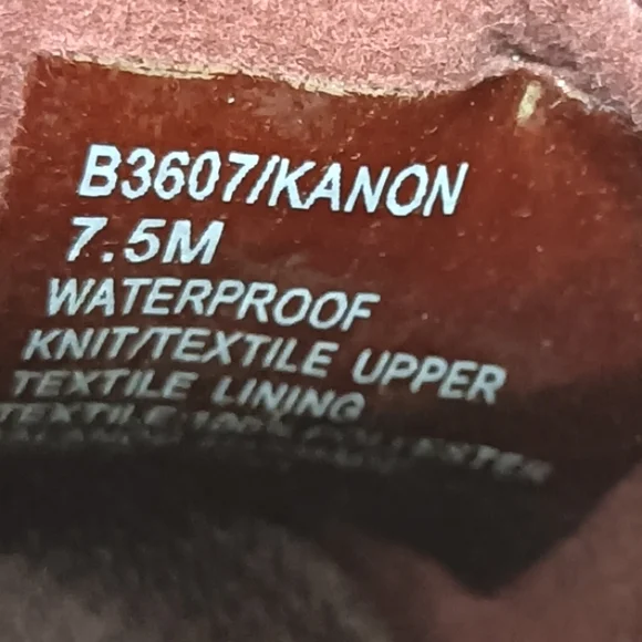 Blondo Kanon Rhinestones Sneakers Casual Upscale Athletic Shoes Size 7.5 Maroon - Picture 8 of 17